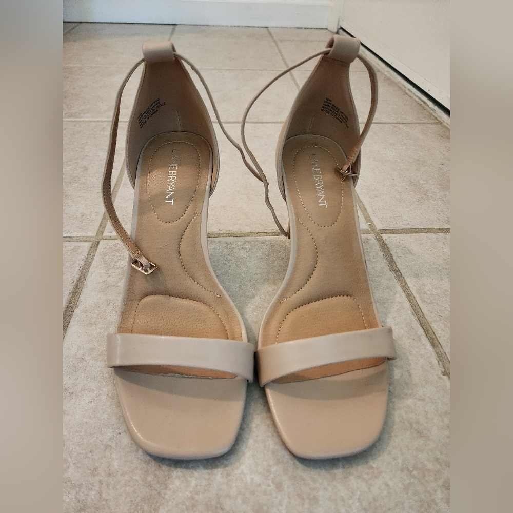 EUC Lane Bryant Dream Cloud Single-Strap Stiletto Heel Size 10W Tan